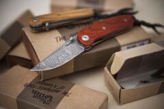 Lionsteel Mini Damascus Santos Wood Çakı