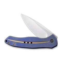 We Knife Kitefin Blue Ti Handle With A Golden Groove On Presentation Handle Polished Bead Blasted CPM S35VN Blade Çakı